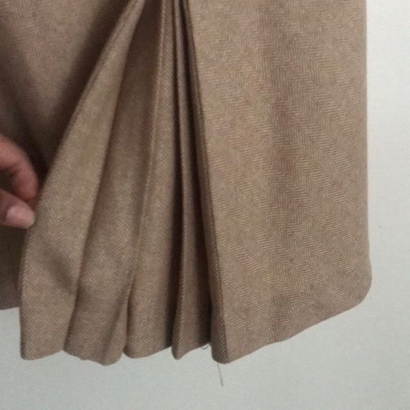 Kenneth Cole Tan Tweed Skirt - Picture 3 of 8